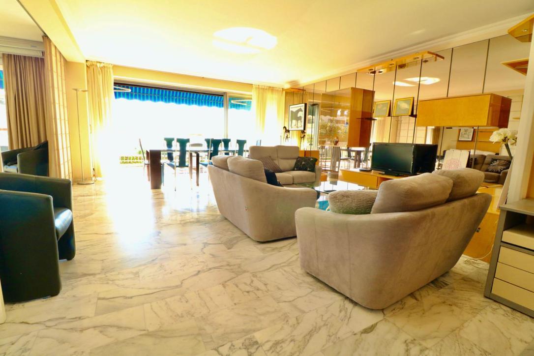 2, 3 And 4 Bedroom Sea View Forville Apartments 5 Mins From The Palais Cannes Dış mekan fotoğraf