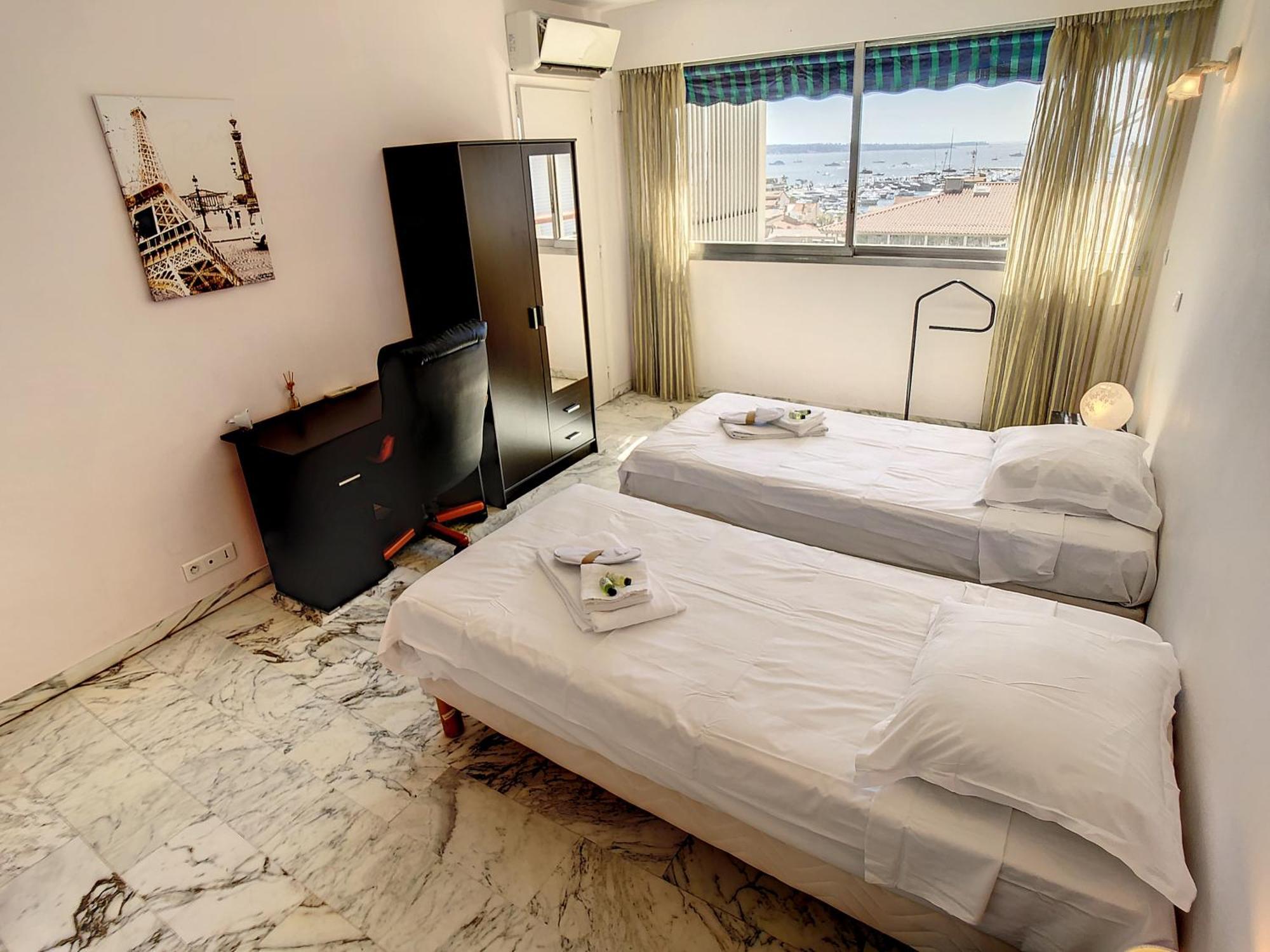 2, 3 And 4 Bedroom Sea View Forville Apartments 5 Mins From The Palais Cannes Oda fotoğraf
