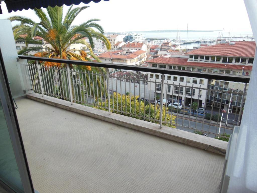 2, 3 And 4 Bedroom Sea View Forville Apartments 5 Mins From The Palais Cannes Oda fotoğraf