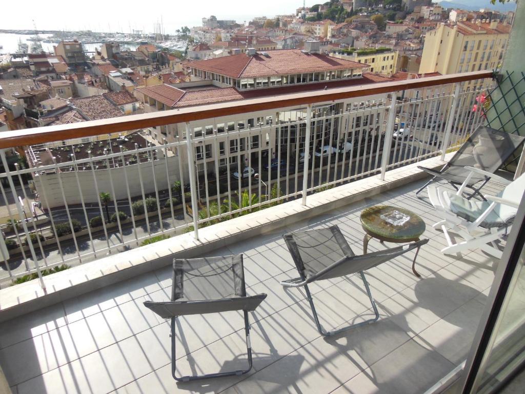 2, 3 And 4 Bedroom Sea View Forville Apartments 5 Mins From The Palais Cannes Oda fotoğraf