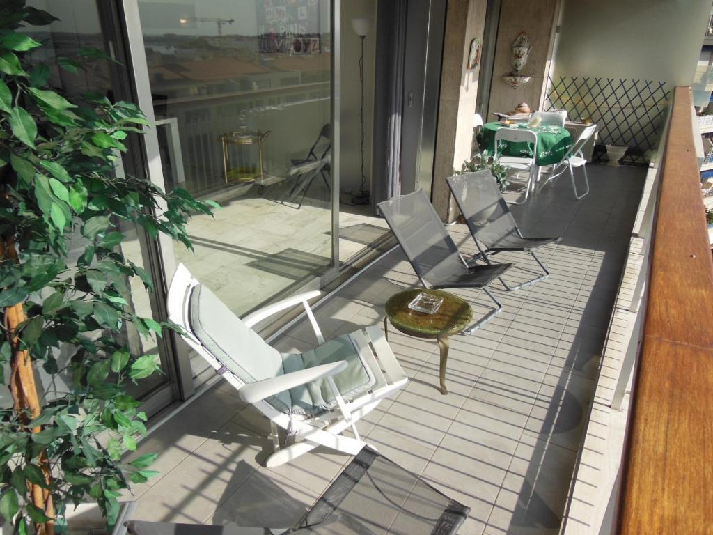 2, 3 And 4 Bedroom Sea View Forville Apartments 5 Mins From The Palais Cannes Oda fotoğraf